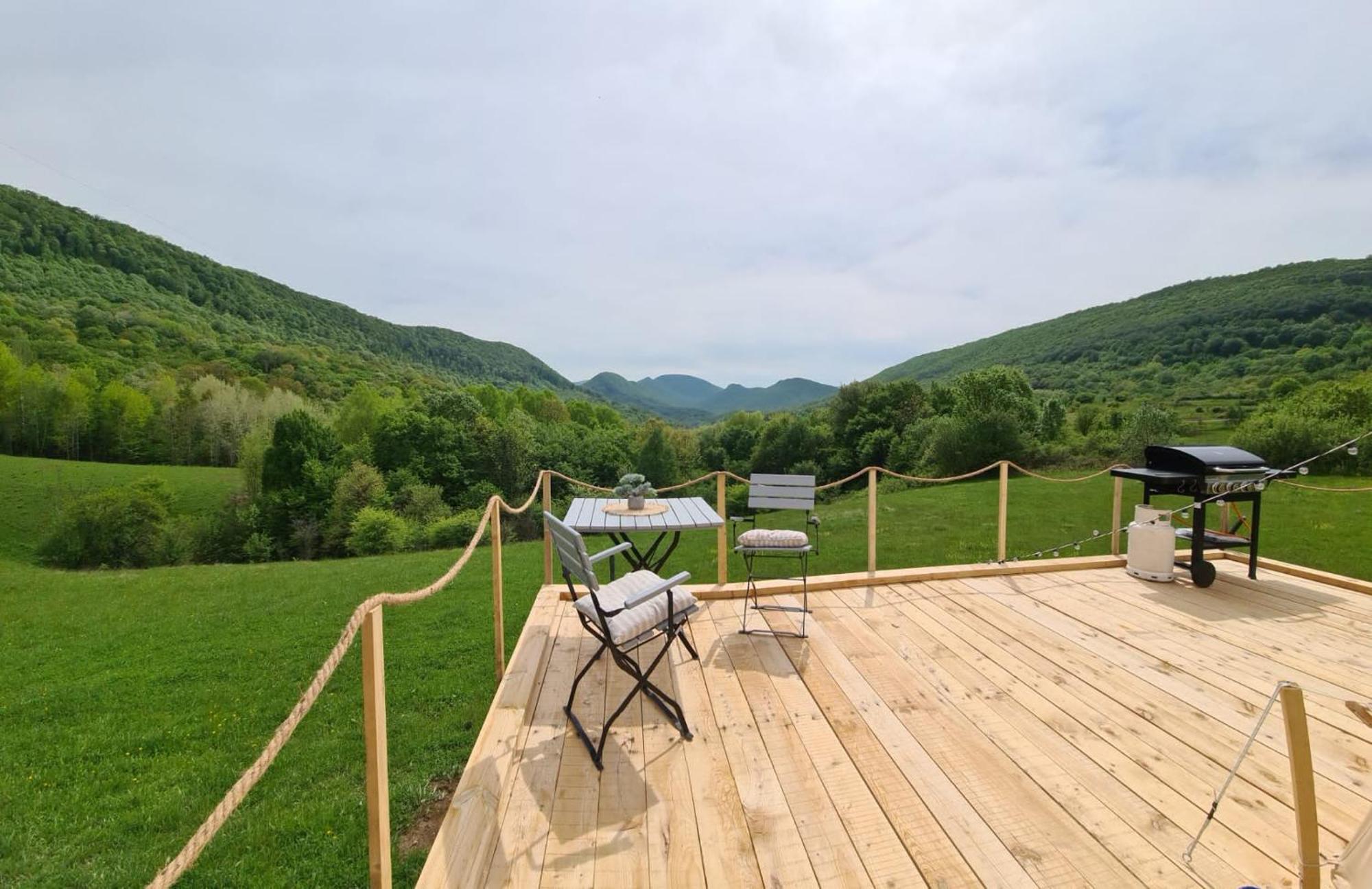 The Hunters Glamping Ξενοδοχείο Ciudanovita Εξωτερικό φωτογραφία